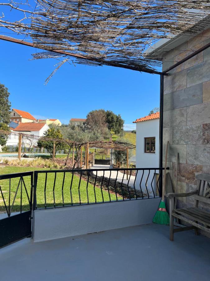 Casa Bizarra Vila Castanheira de Pera Exterior foto