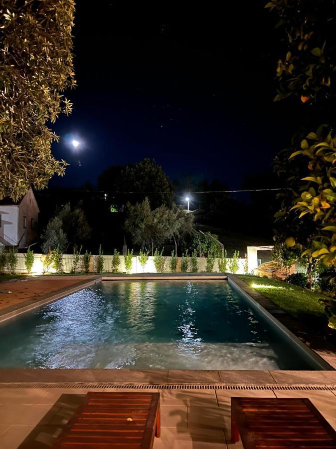 Casa Bizarra Vila Castanheira de Pera Exterior foto