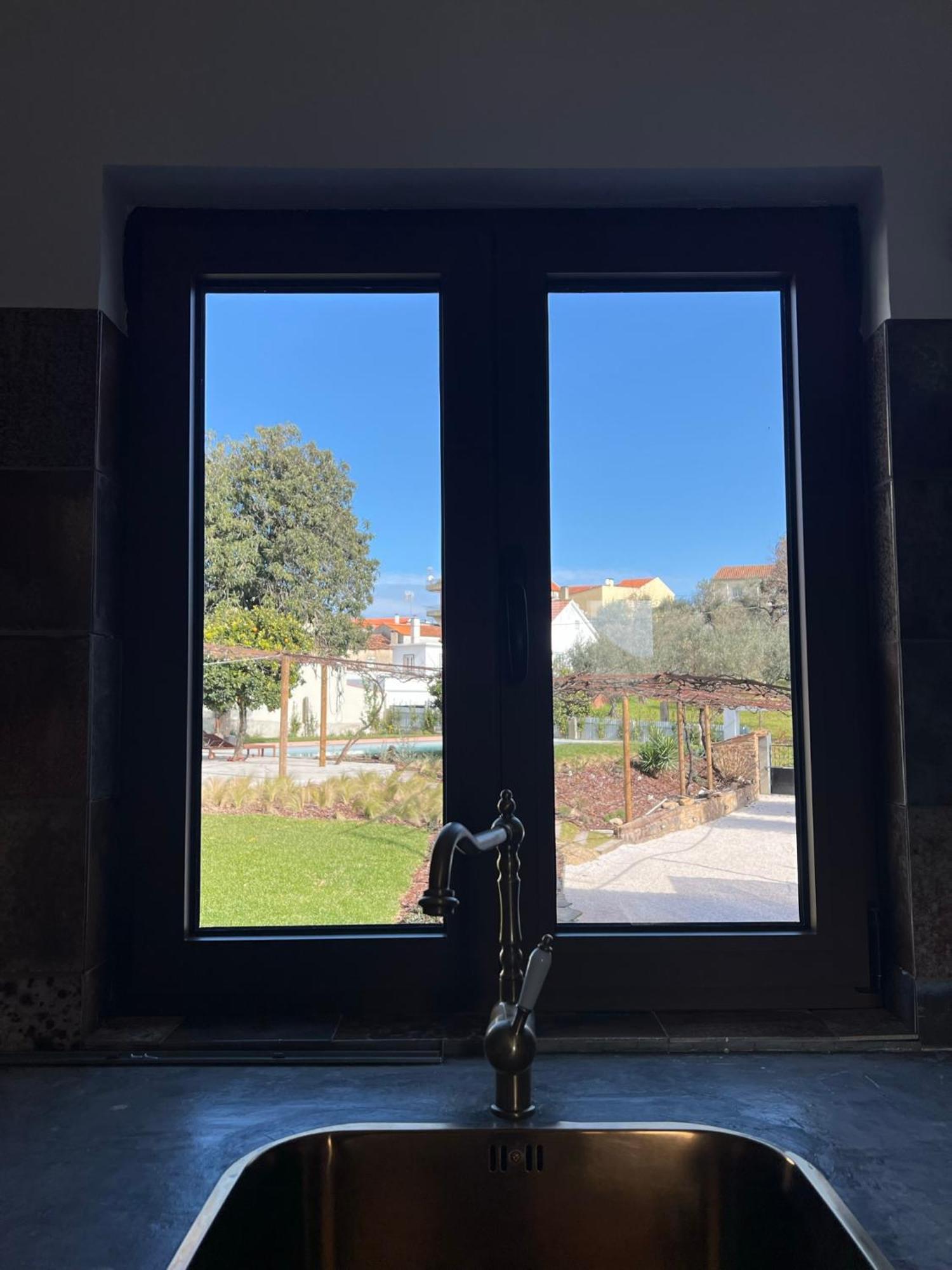 Casa Bizarra Vila Castanheira de Pera Quarto foto